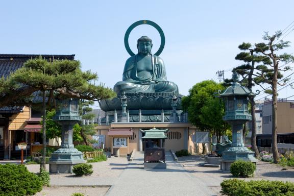 The Great Buddha of Takaoka(4)