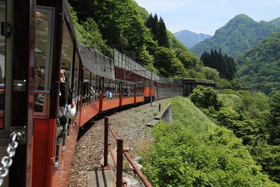 Kurobe Gorge Trolly Train(2)