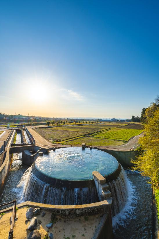 Higashiyama Cylindrical Water Diversion Tank(1)