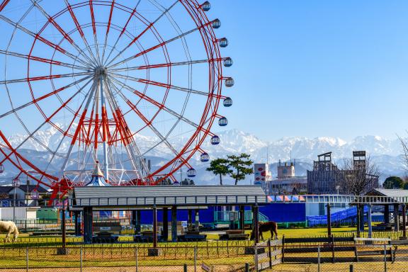 Mirage Land and Tateyama Mountain Range(1)