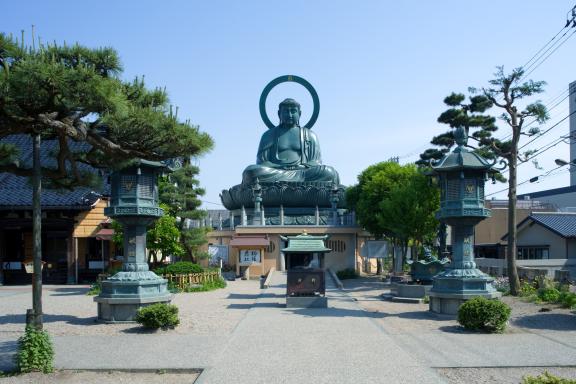 The Great Buddha of Takaoka(2)