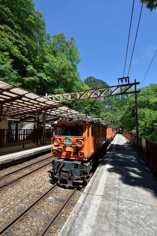 Kurobe Gorge Trolly Train(14)